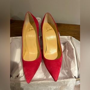 Christian Louboutin Kate 100mm in fuchsia suede size 38.5
